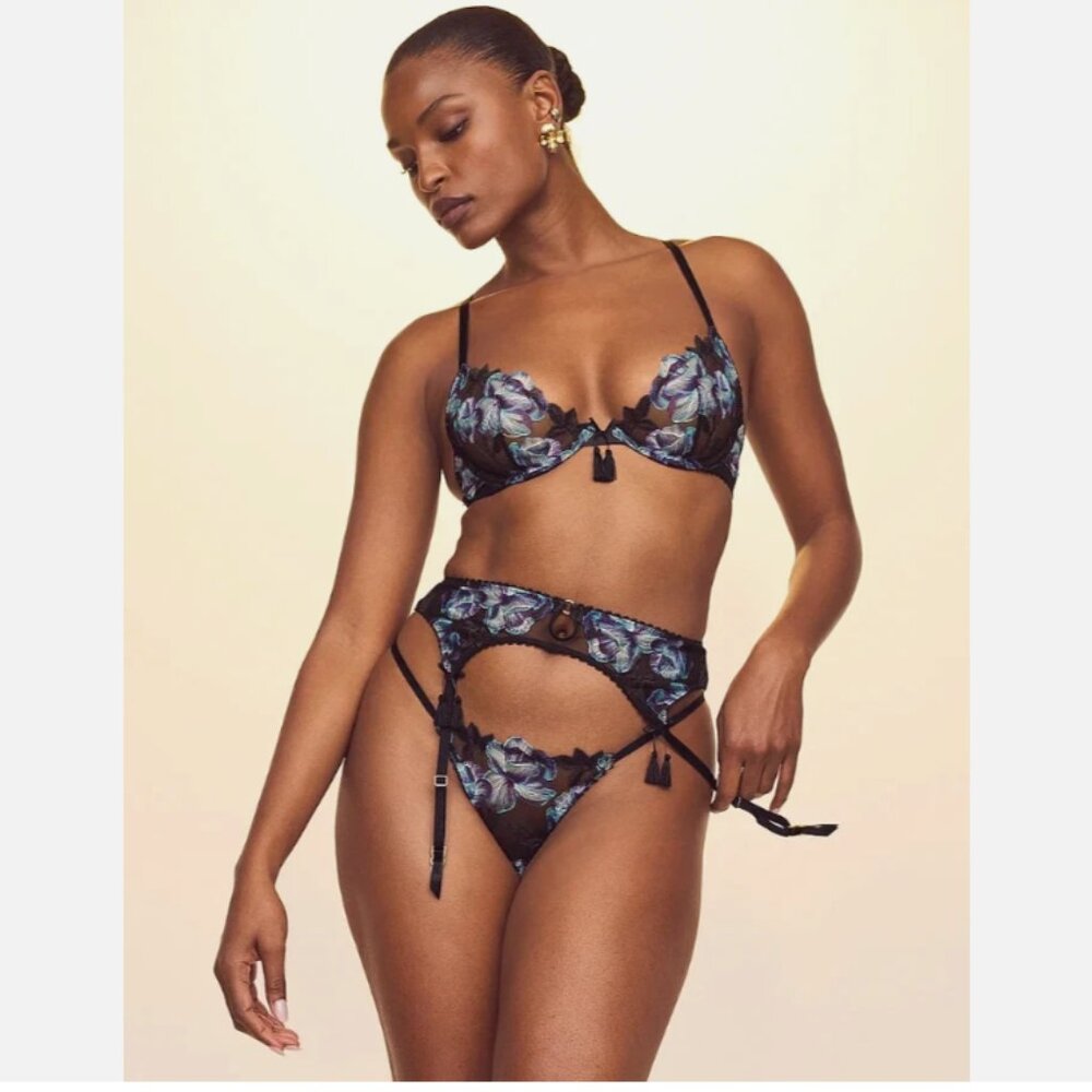 Victoria's Secret Very Sexy Electric Orchid Embroidery Unlined Bra 36B 3 Pc Set